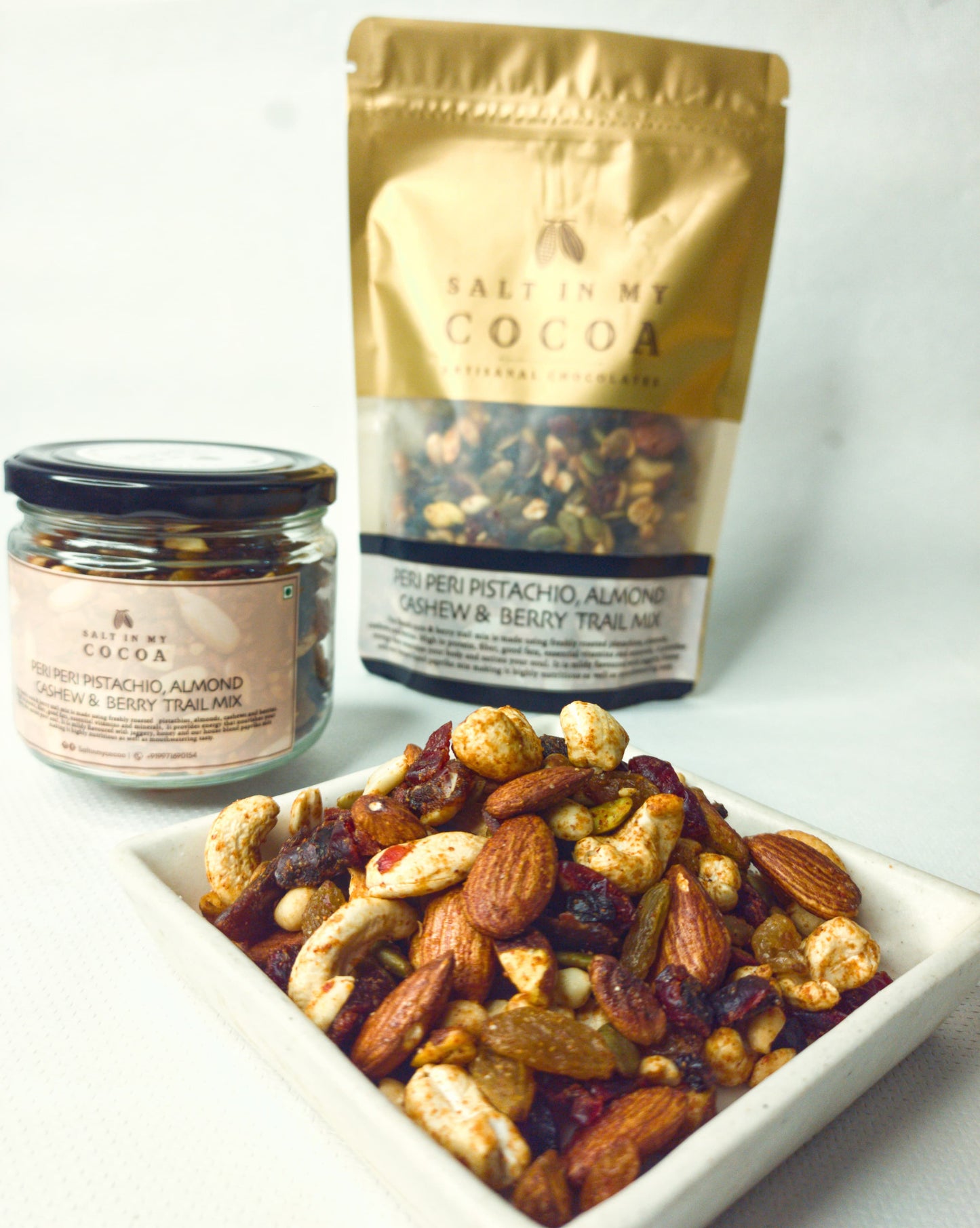 PERI PERI EXOTIC NUT & BERRY TRAIL MIX